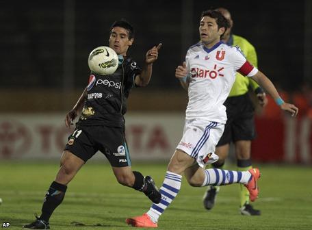 La “U” podría perder a Lichnovsky y Fernandes para el partido frente a D. Quito