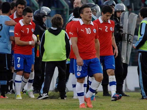 Uruguay goleó 6-4 a Chile